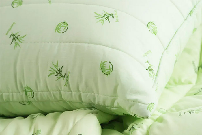 Подушка с содержанием бамбука Легкие сны, Россия